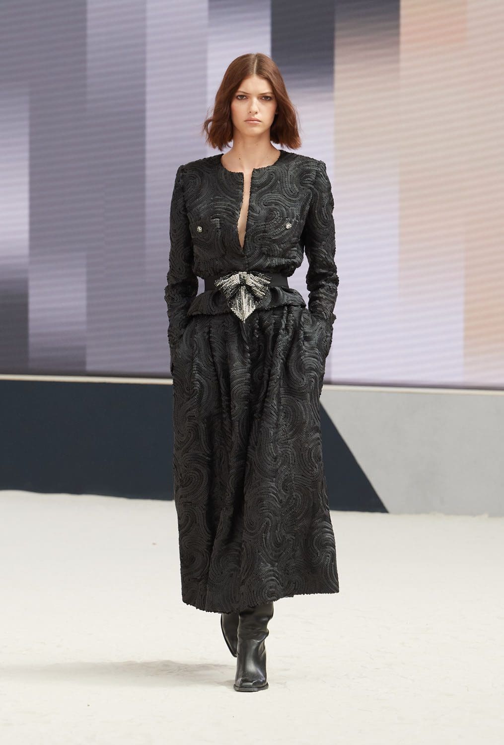 Chanel Haute Couture Outono Inverno 2022-2023 Runway revista