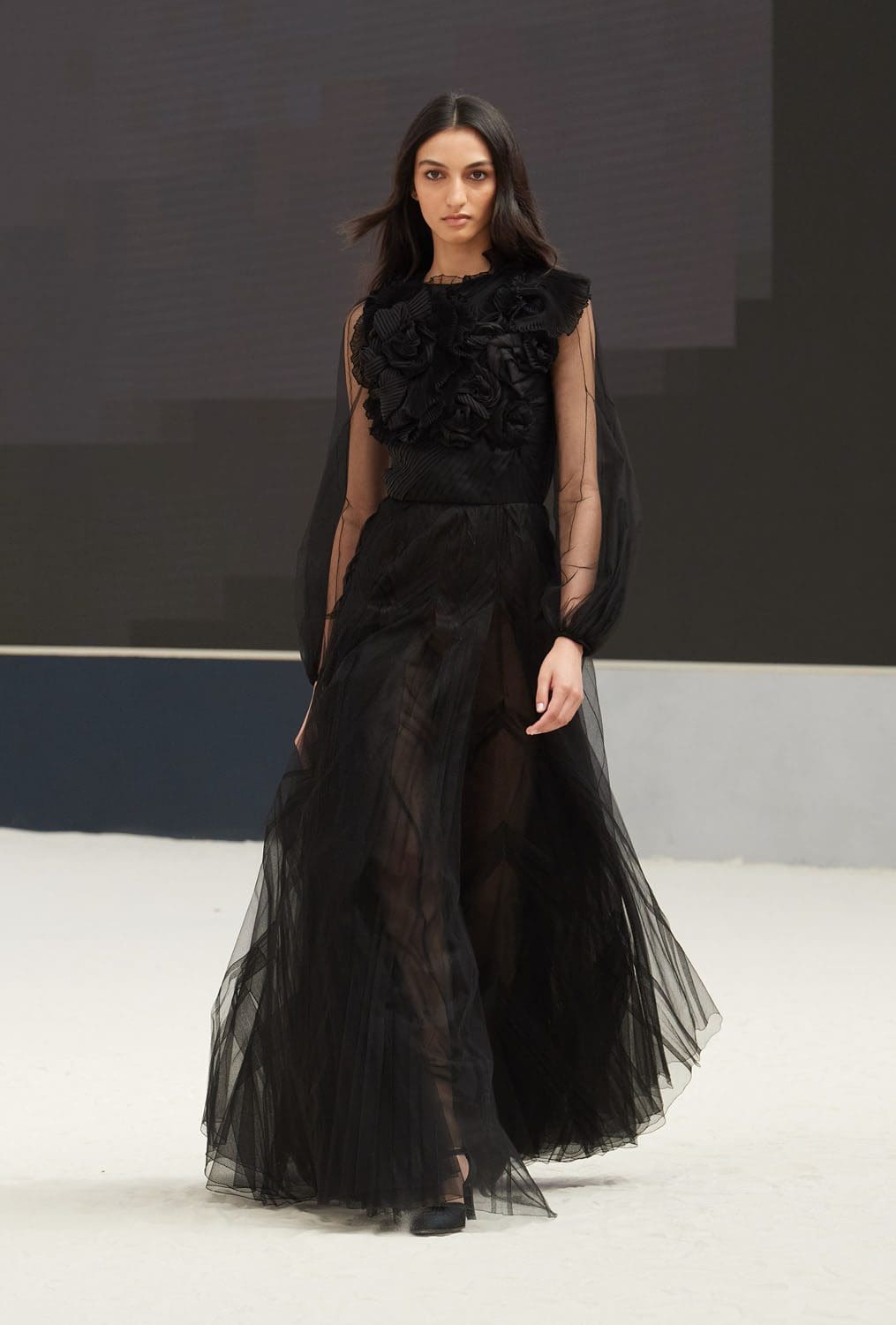 Chanel Haute Couture Outono Inverno 2022-2023 Runway revista