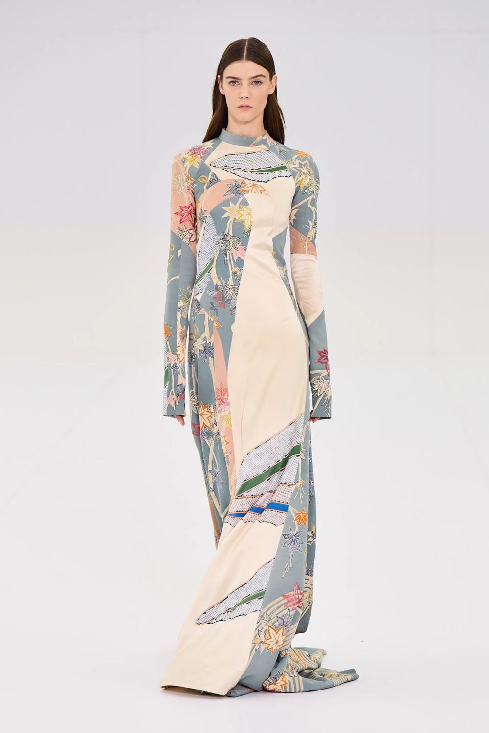 Fendi 2022-2023 秋冬高级时装 Runway 杂志