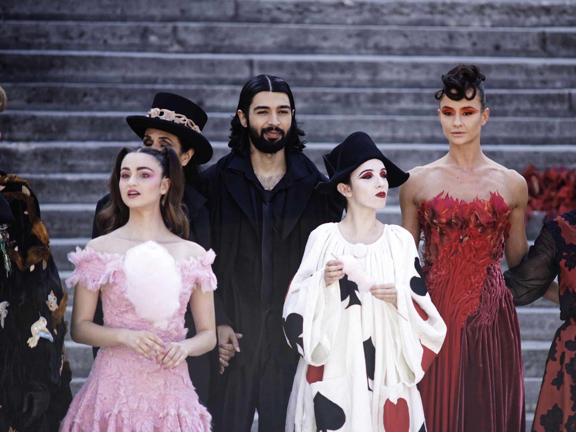 Franck Sorbier Haute Couture Outono Inverno 2022-2023 Runway revista