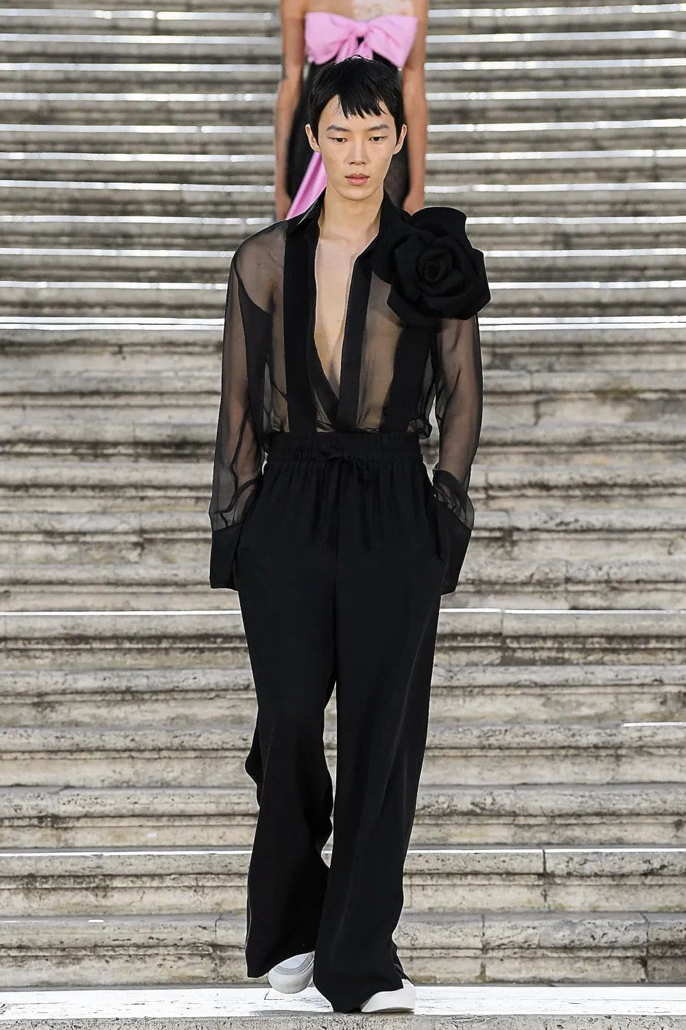 Valentino The Beginning Haute Couture Autunno Inverno 2022-2023 Runway Magazine