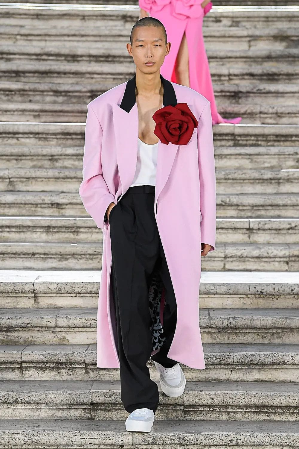 Valentino The Beginning Haute Couture Autunno Inverno 2022-2023 Runway Magazine