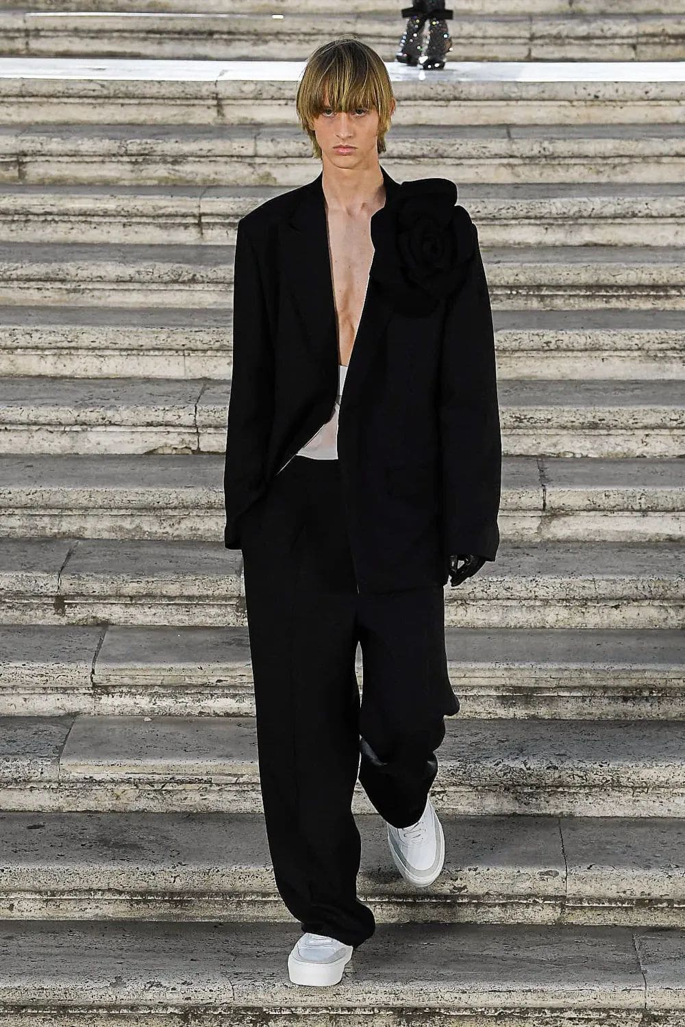 Valentino The Beginning Haute Couture Autunno Inverno 2022-2023 Runway Magazine