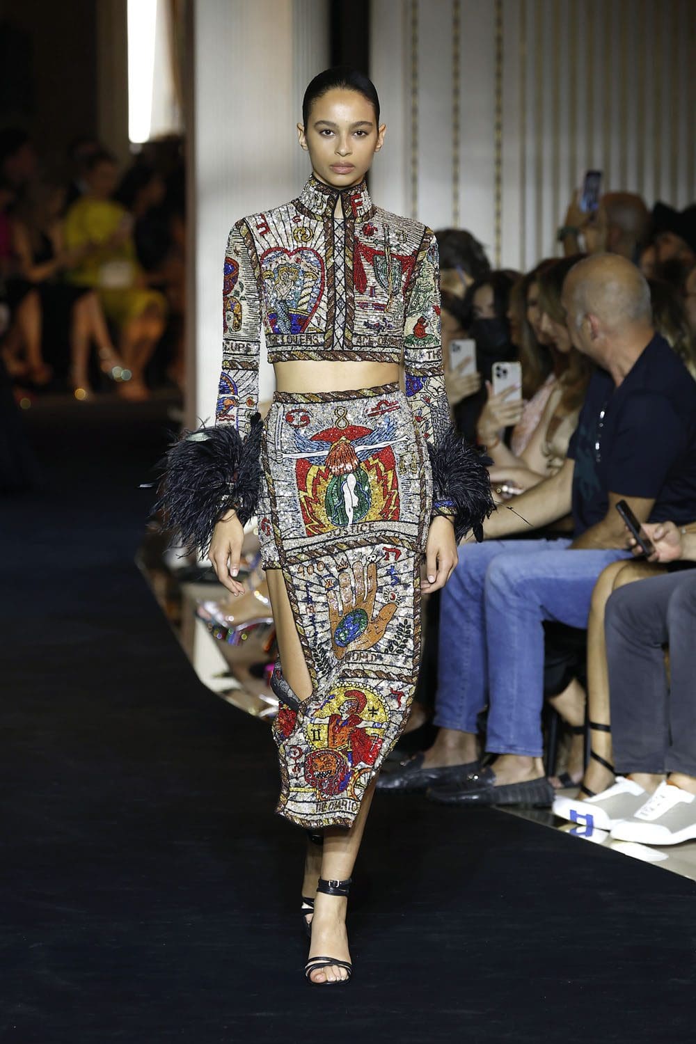 Zuhair Murad Haute Couture Осень 2022-2023 Runway Журнал