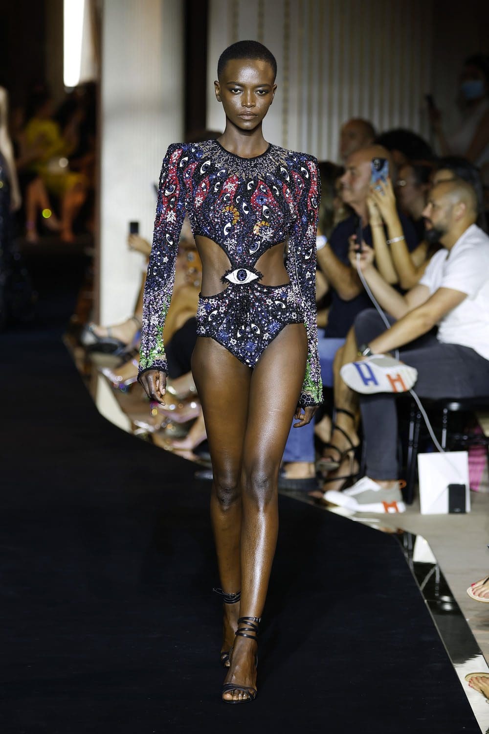 Zuhair Murad Haute Couture Осень 2022-2023 Runway Журнал