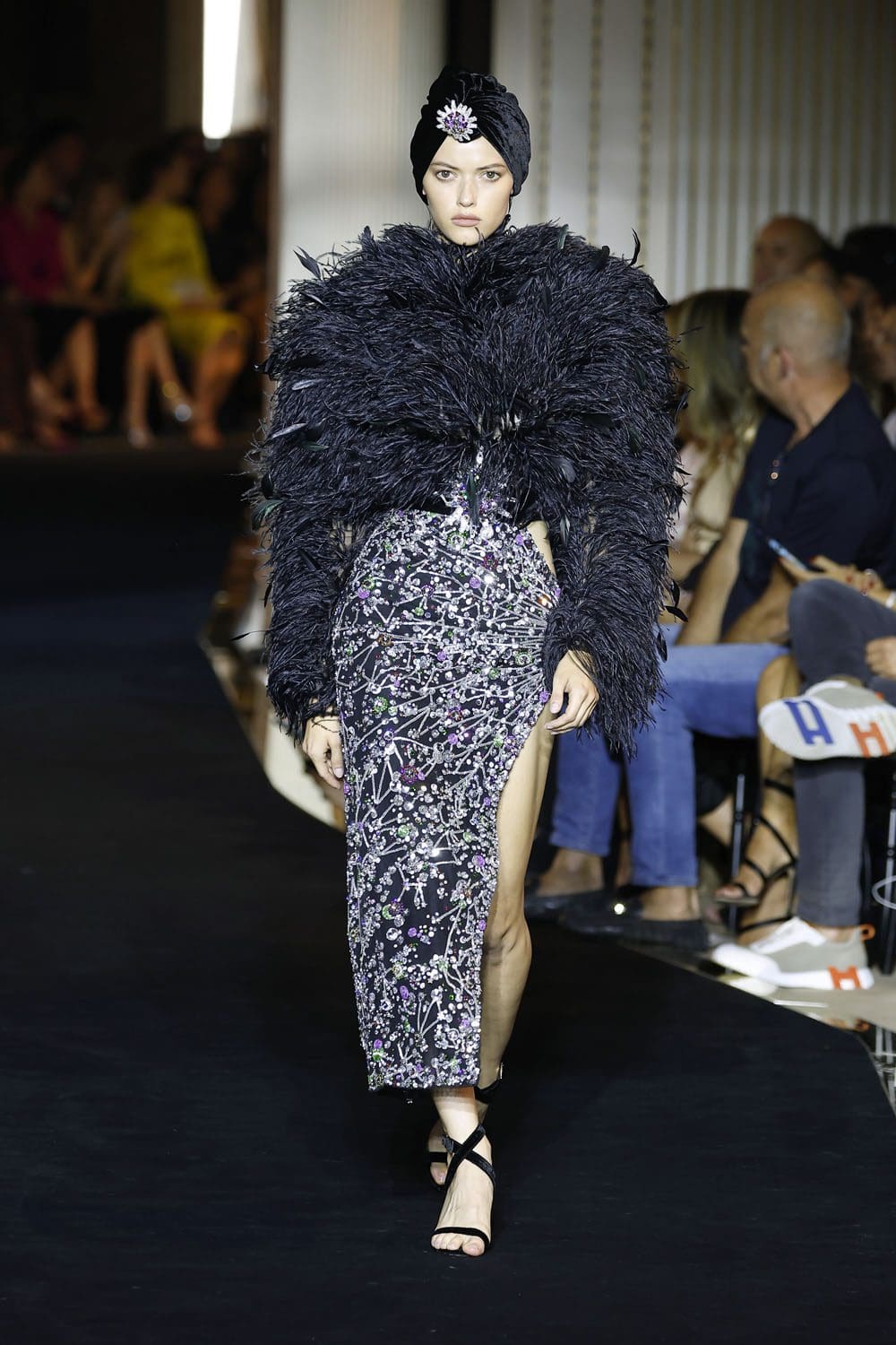 Zuhair Murad Haute Couture Осень 2022-2023 Runway Журнал