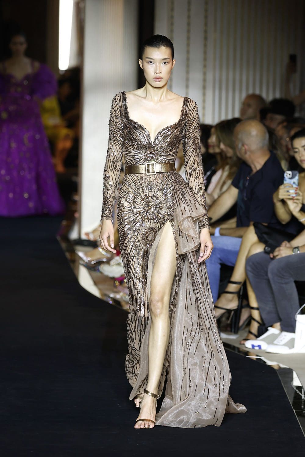 Zuhair Murad Haute Couture Осень 2022-2023 Runway Журнал