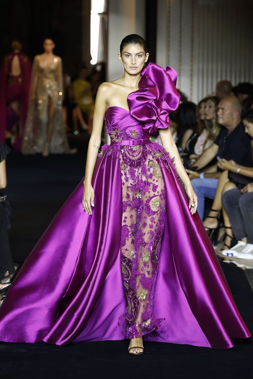 Zuhair Murad Haute Couture Осень 2022-2023 Runway Журнал