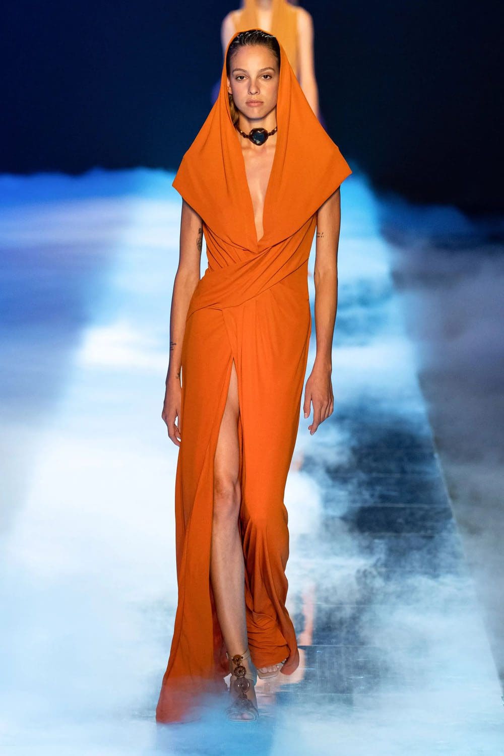 Alberta Ferretti Frühling Sommer 2023 Mailand Runway Magazin