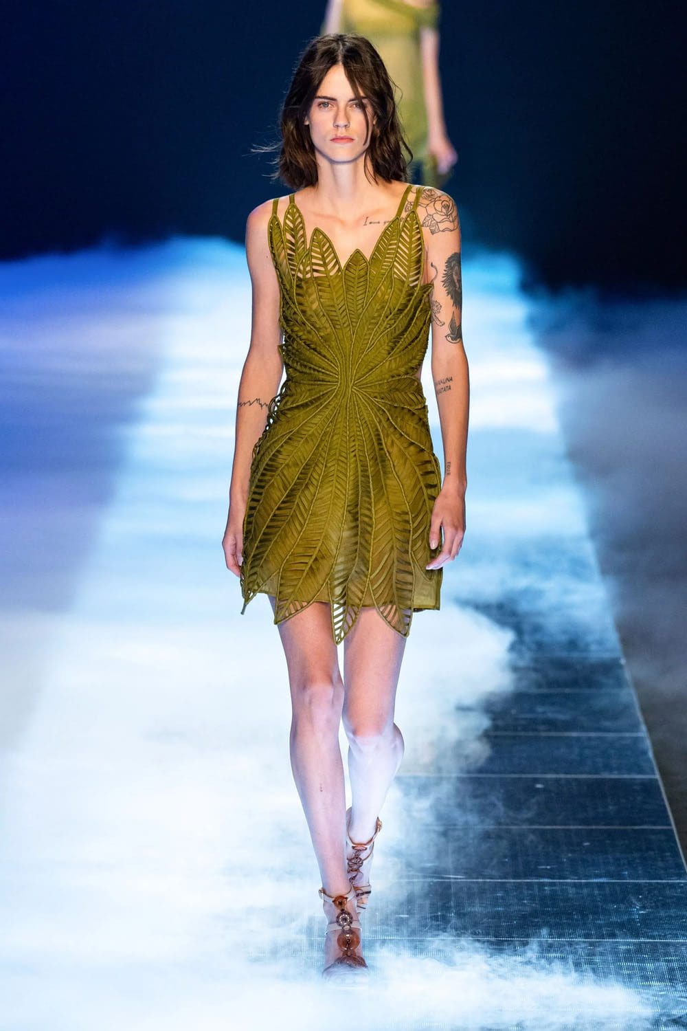 Alberta Ferretti Frühling Sommer 2023 Mailand Runway Magazin