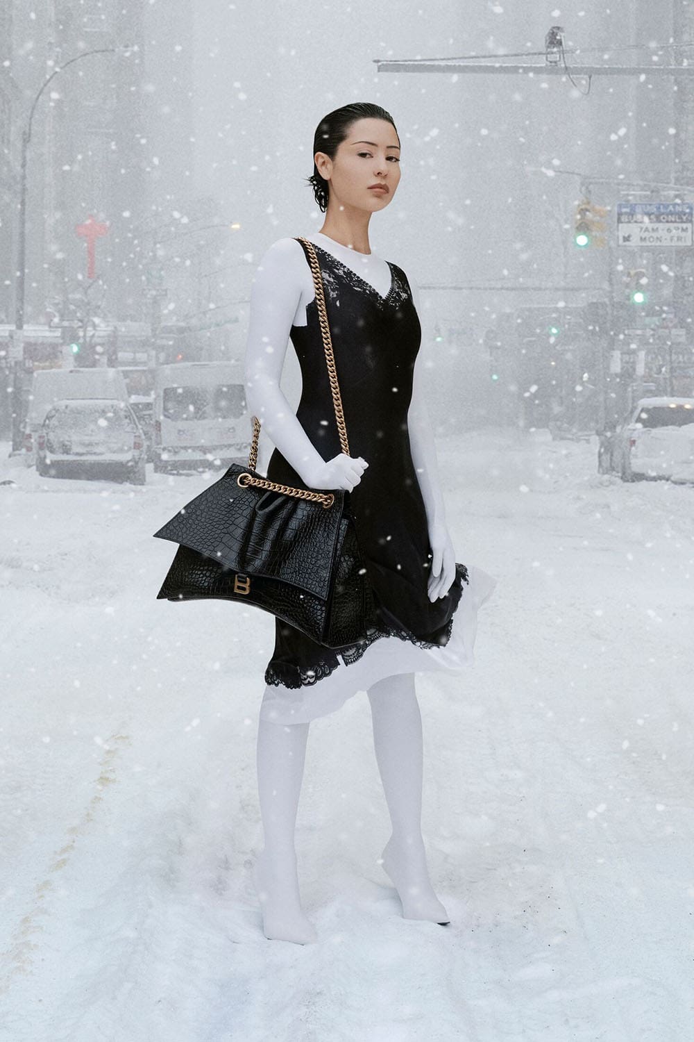 Alexa für die Balenciaga Winterkampagne 2022