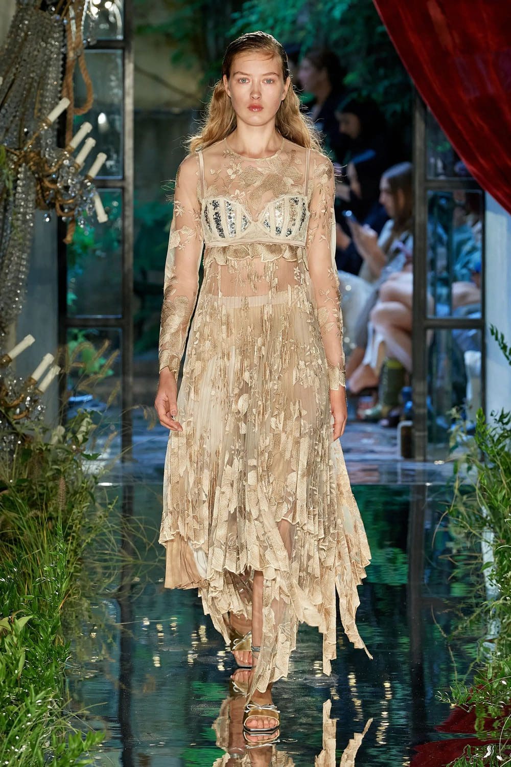 Antonio Marras 2023 春夏米兰 Runway 杂志
