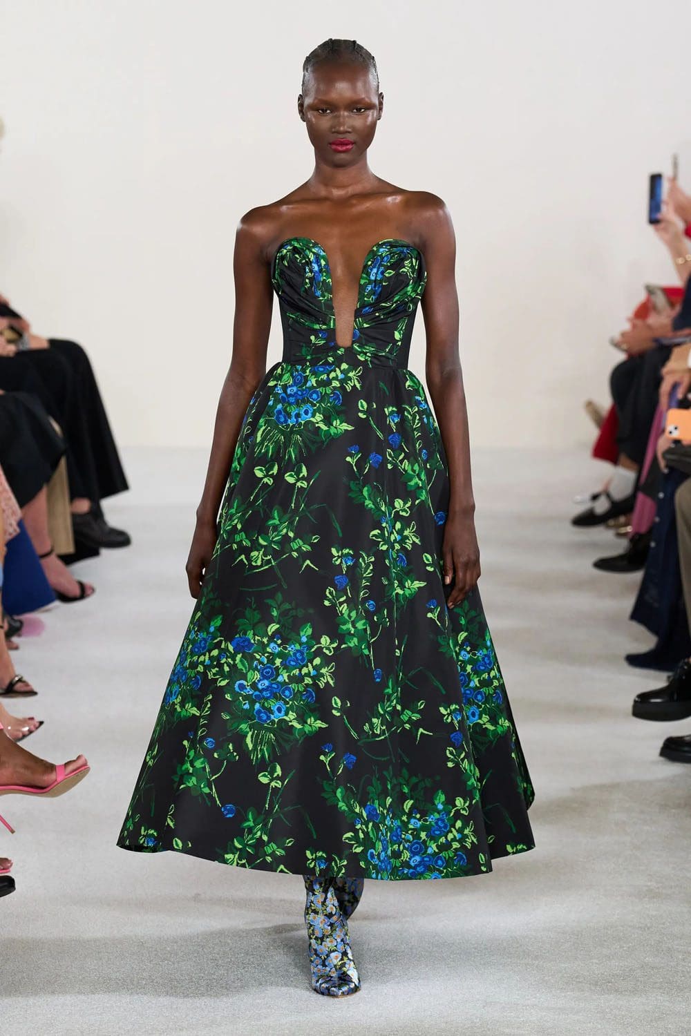 Carolina Herrera Spring Summer 2023 New York Runway Magazine