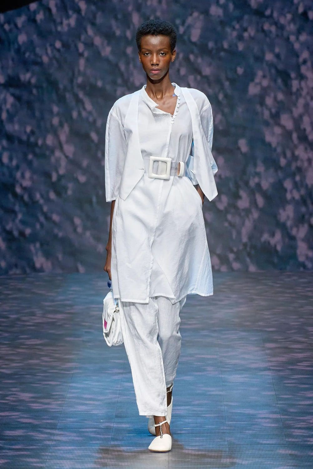 Emporio Armani 2023春夏 Runway 杂志