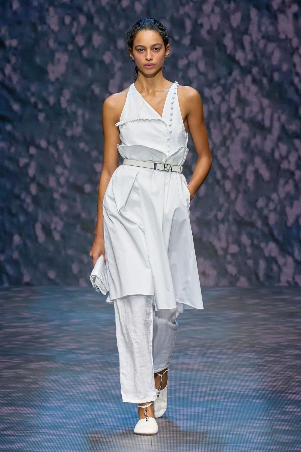 Emporio Armani 2023春夏 Runway 杂志