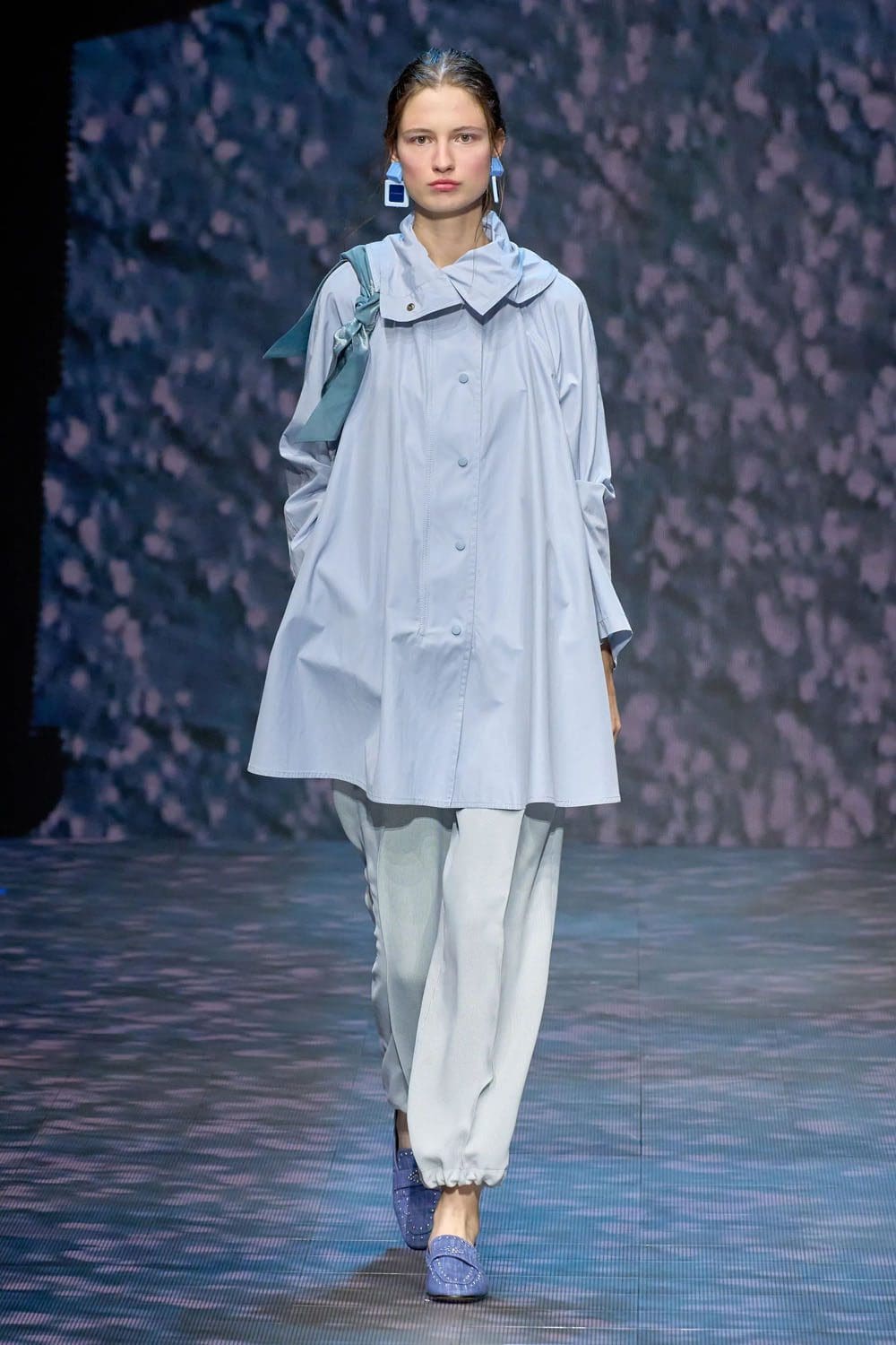 Emporio Armani 2023春夏 Runway 杂志