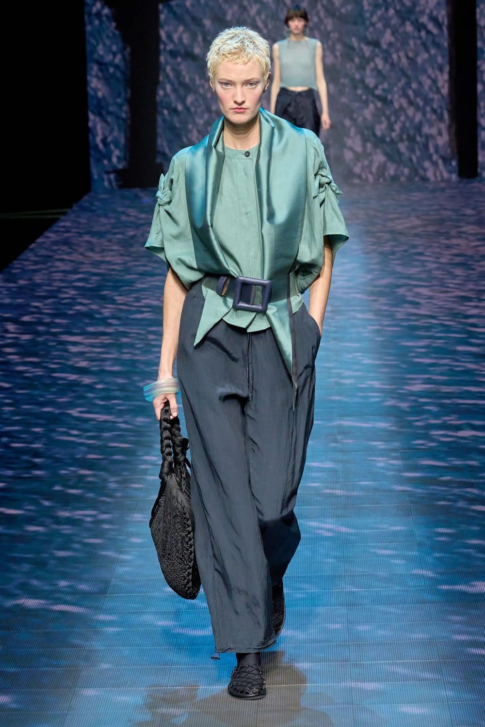 Emporio Armani 2023春夏 Runway 杂志