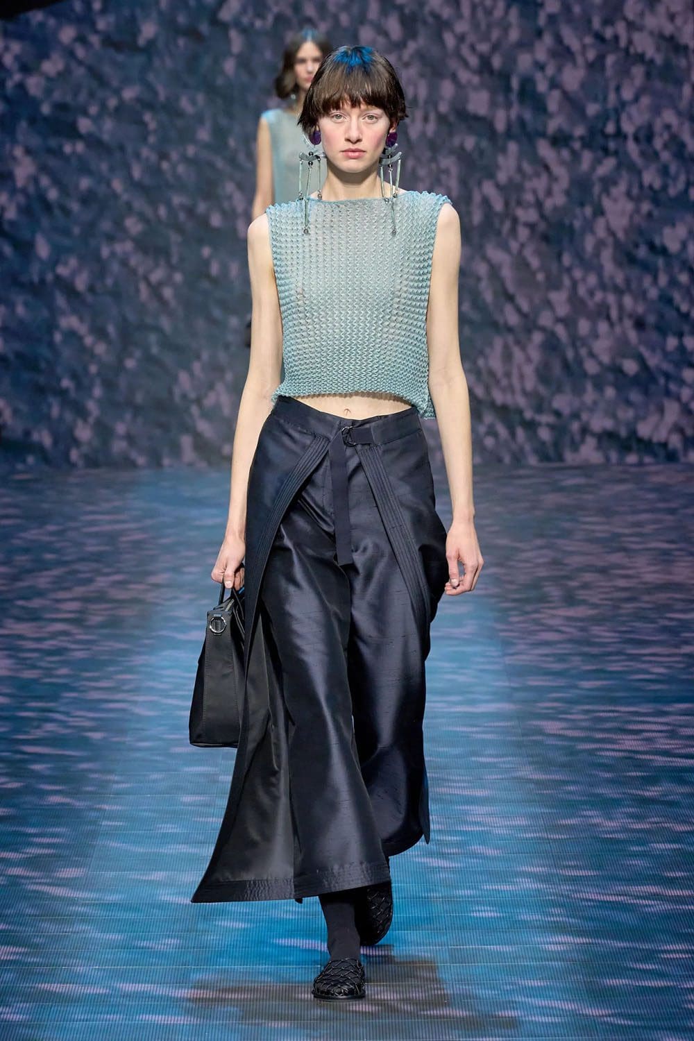 Emporio Armani 2023春夏 Runway 杂志