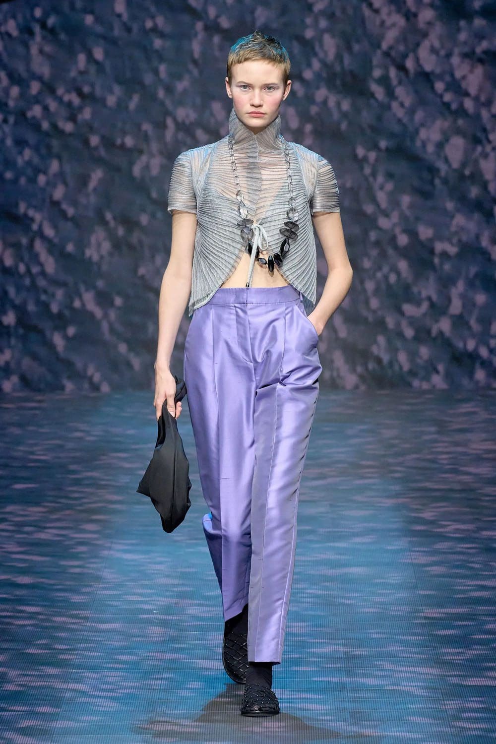 Emporio Armani 2023春夏 Runway 杂志