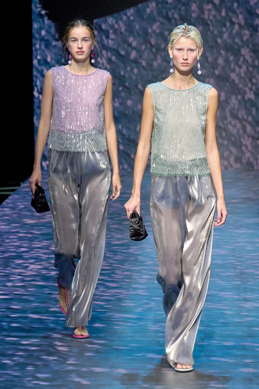 Emporio Armani 2023春夏 Runway 杂志