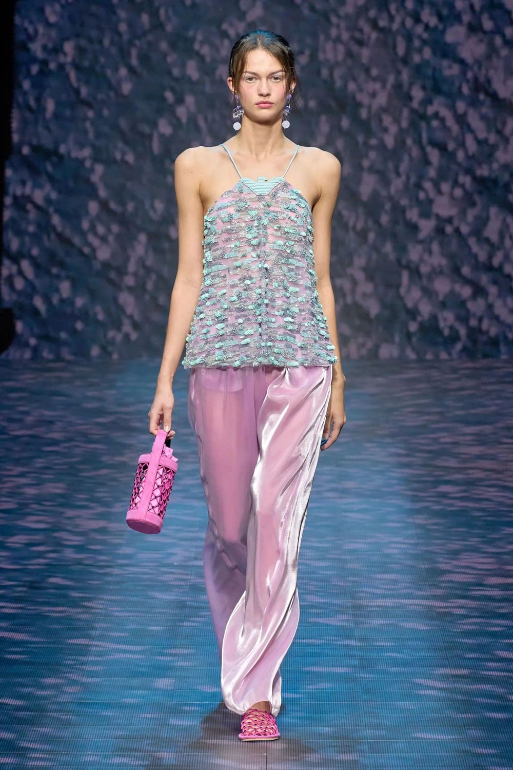 Emporio Armani 2023春夏 Runway 杂志