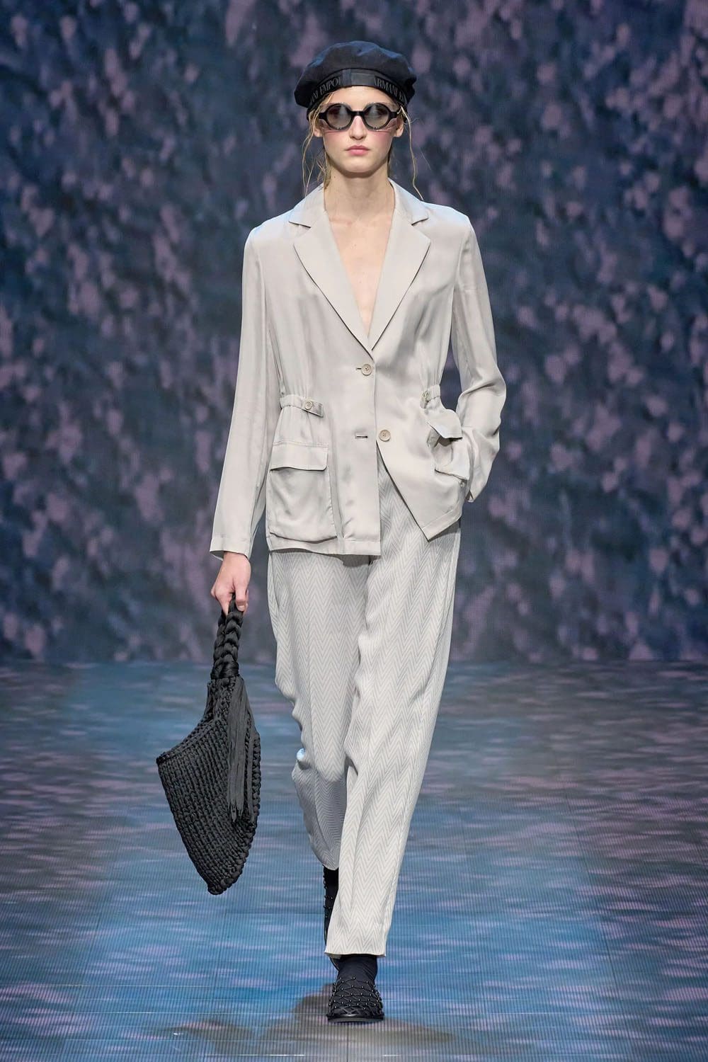 Emporio Armani 2023春夏 Runway 杂志