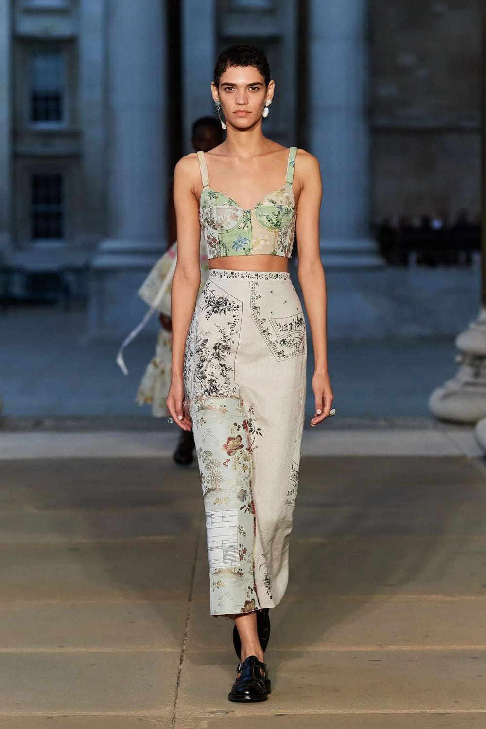 Erdem Primavera Verano 2023 Londres Runway Revista