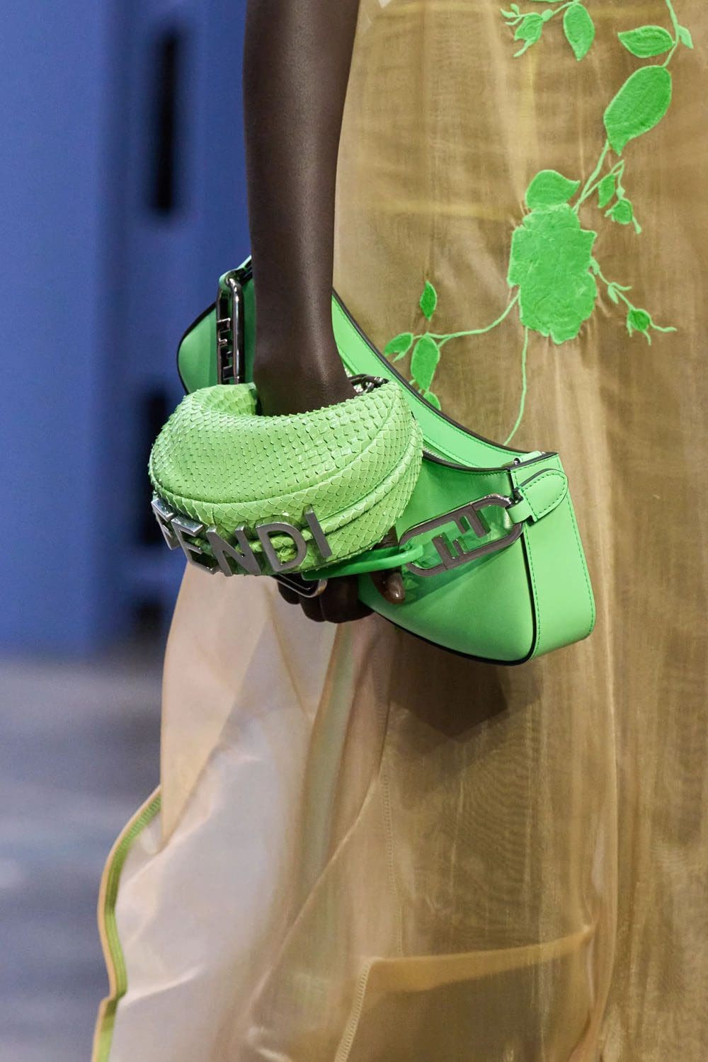 Fendi Frühling Sommer 2023 Mailand Runway Magazin