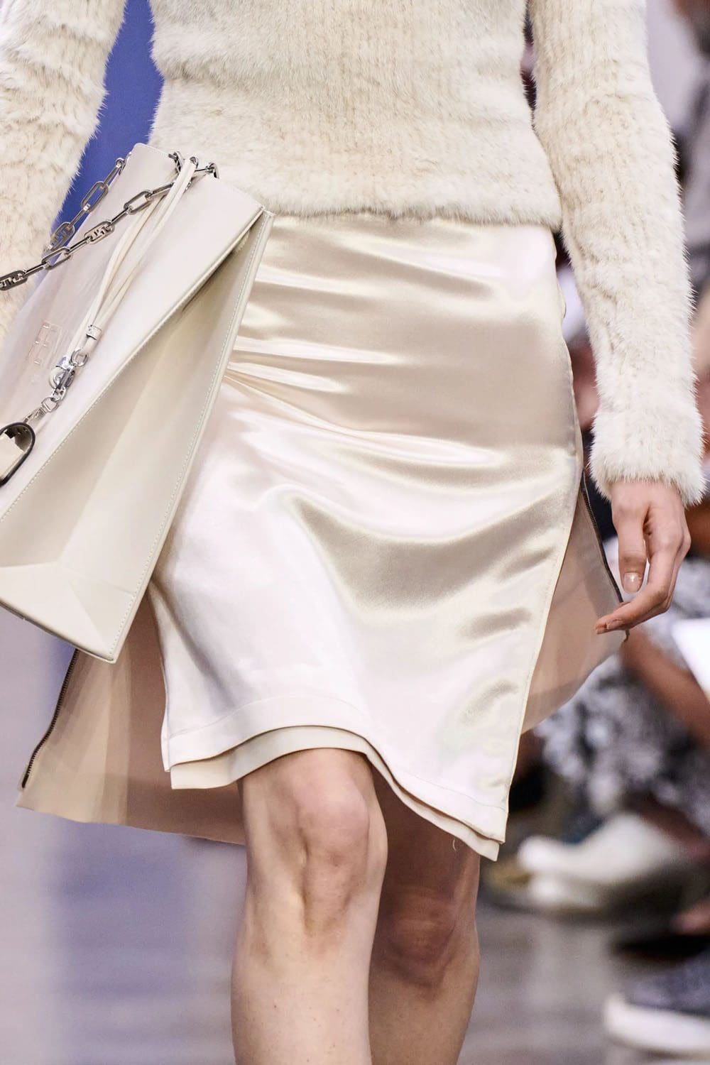 Fendi Frühling Sommer 2023 Mailand Runway Magazin