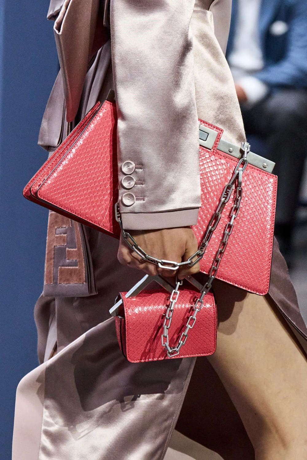 Fendi Frühling Sommer 2023 Mailand Runway Magazin