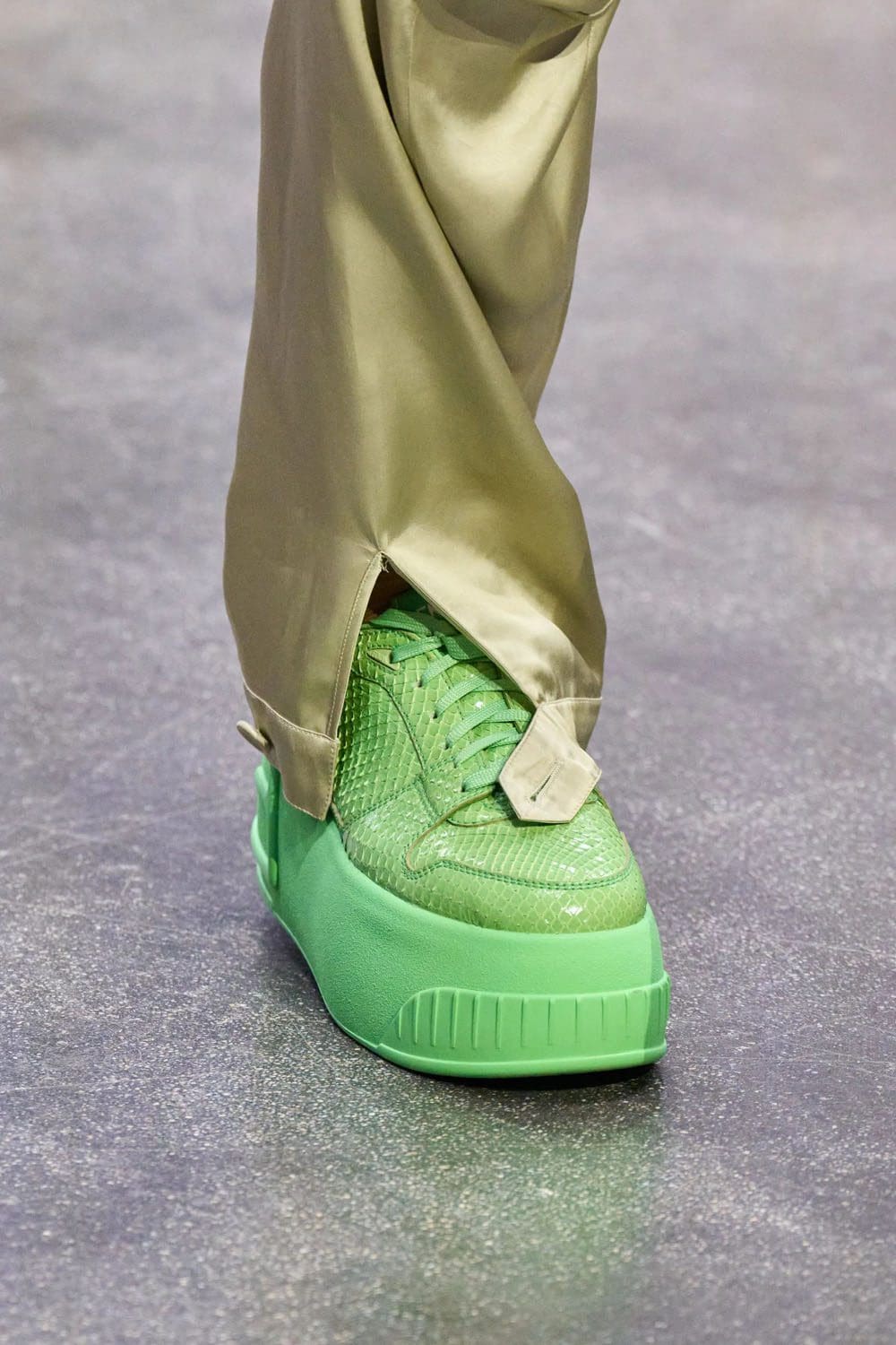 Fendi Frühling Sommer 2023 Mailand Runway Magazin