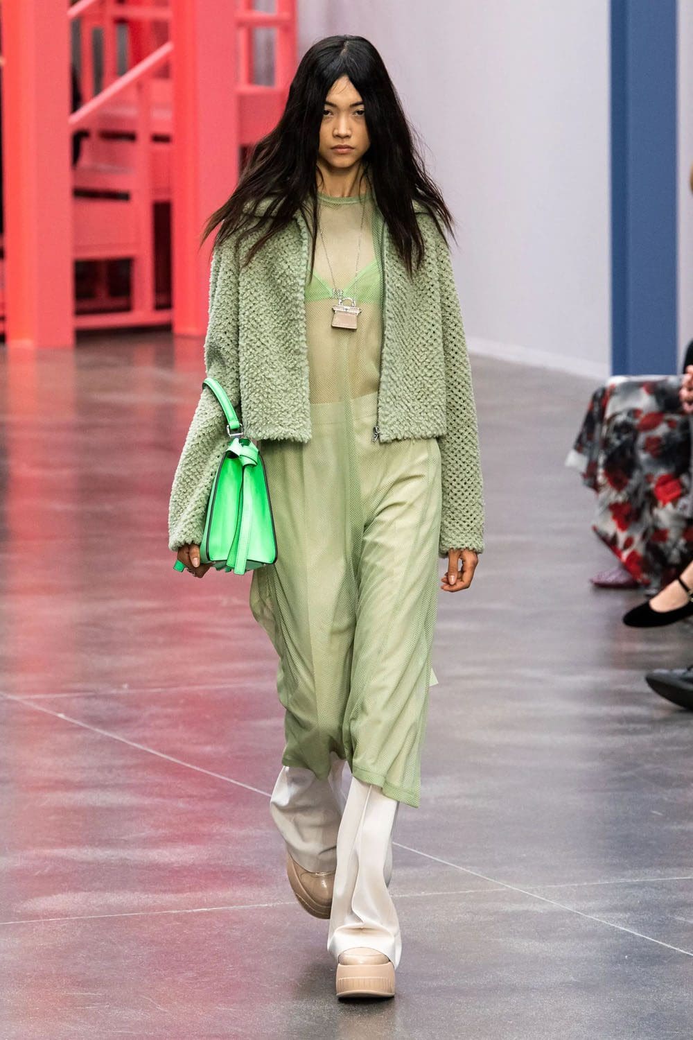 Fendi Frühling Sommer 2023 Mailand Runway Magazin