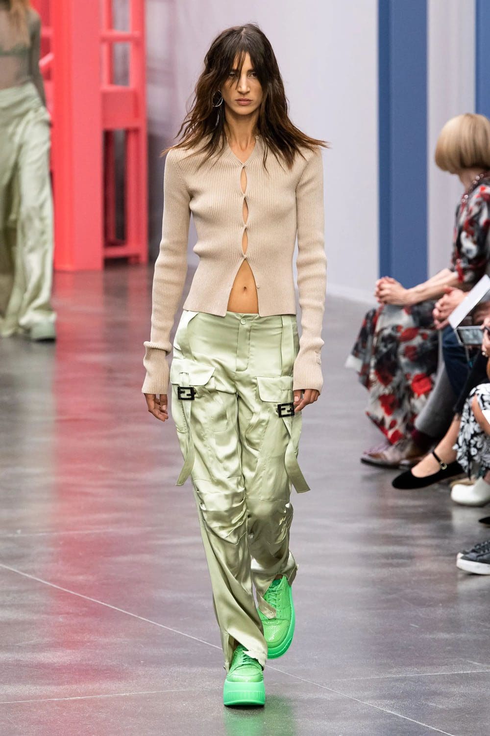 Fendi Frühling Sommer 2023 Mailand Runway Magazin