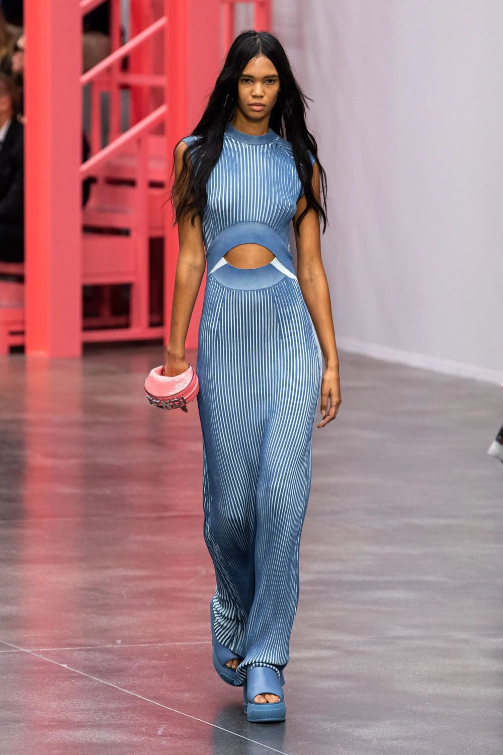 Fendi Frühling Sommer 2023 Mailand Runway Magazin