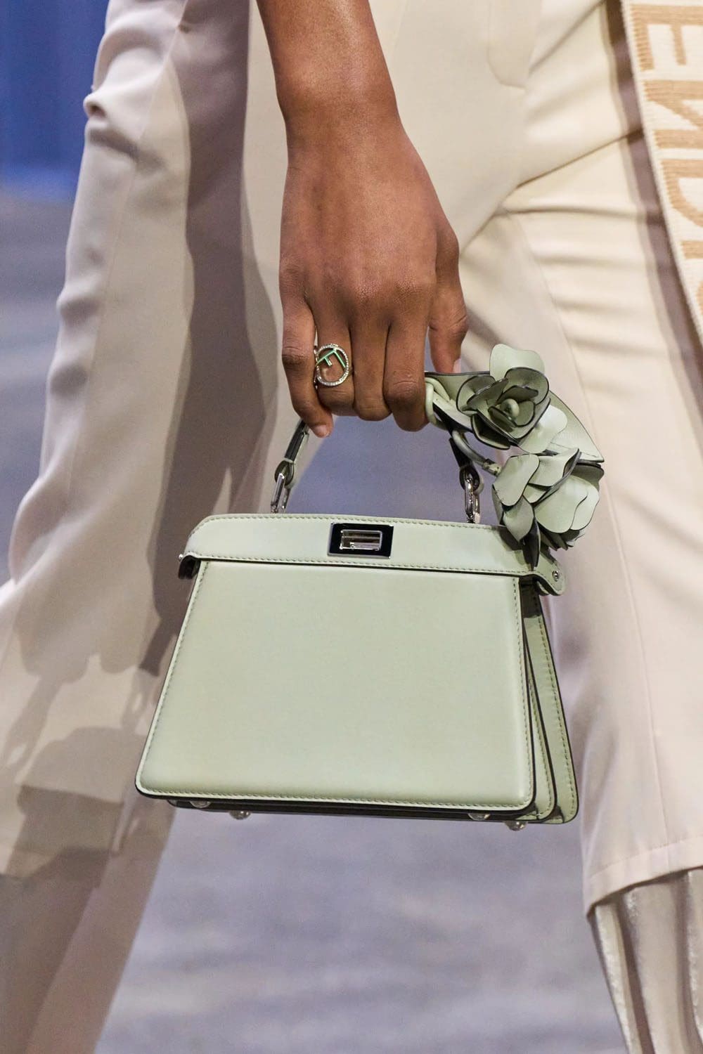 Fendi Frühling Sommer 2023 Mailand Runway Magazin
