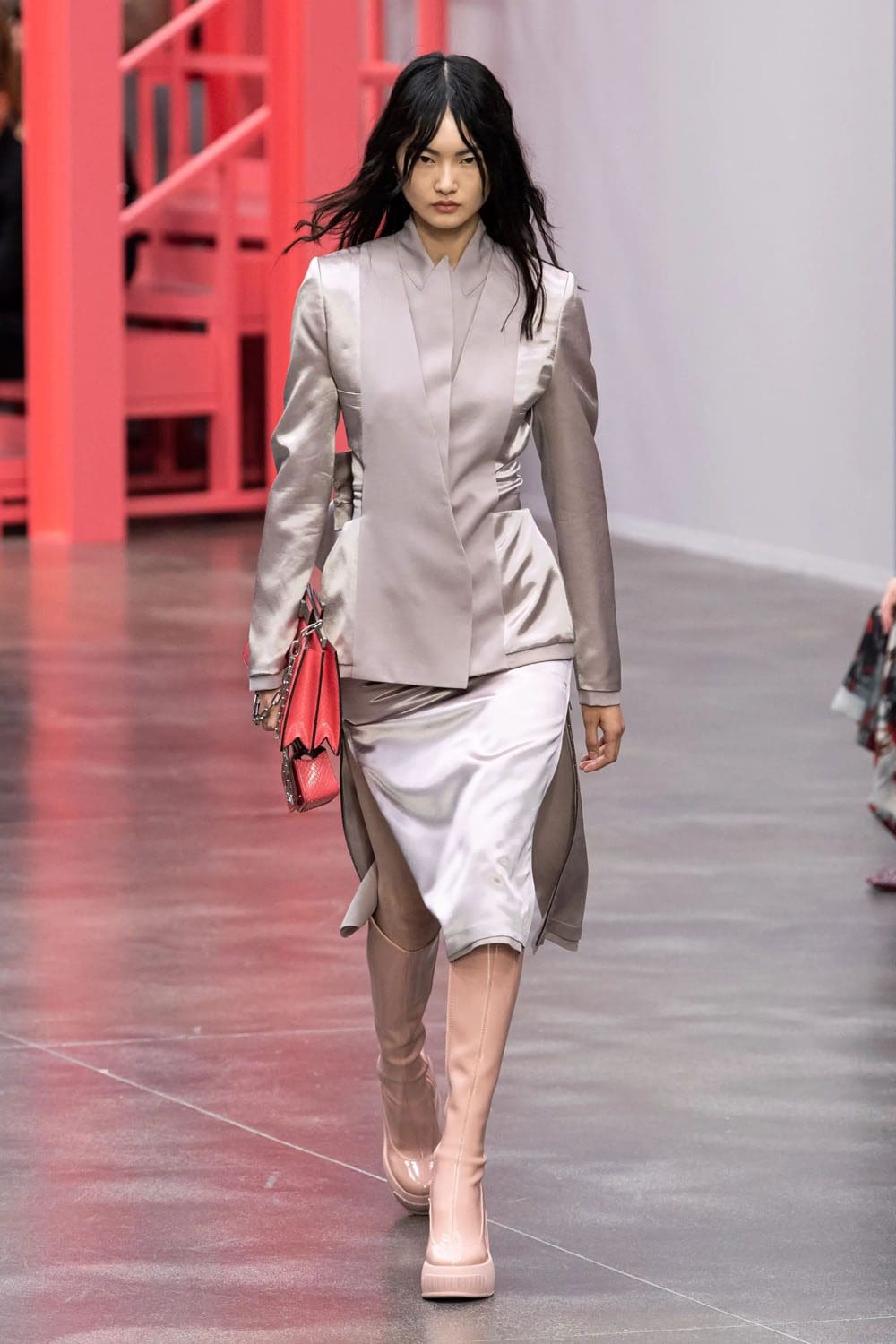 Fendi Frühling Sommer 2023 Mailand Runway Magazin