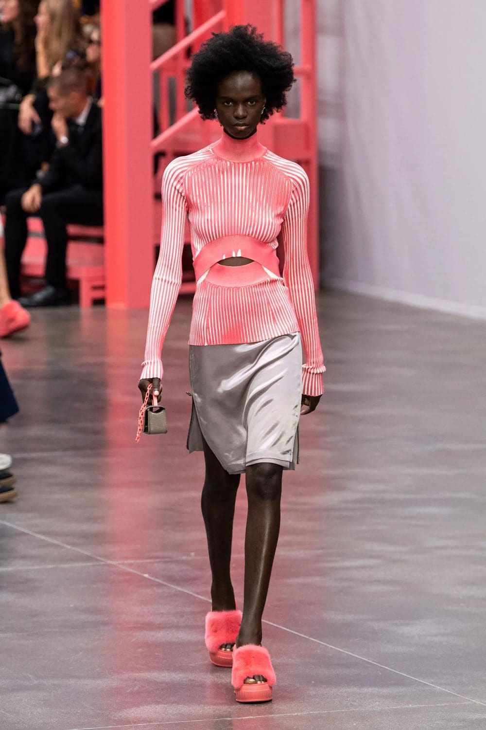Fendi Frühling Sommer 2023 Mailand Runway Magazin