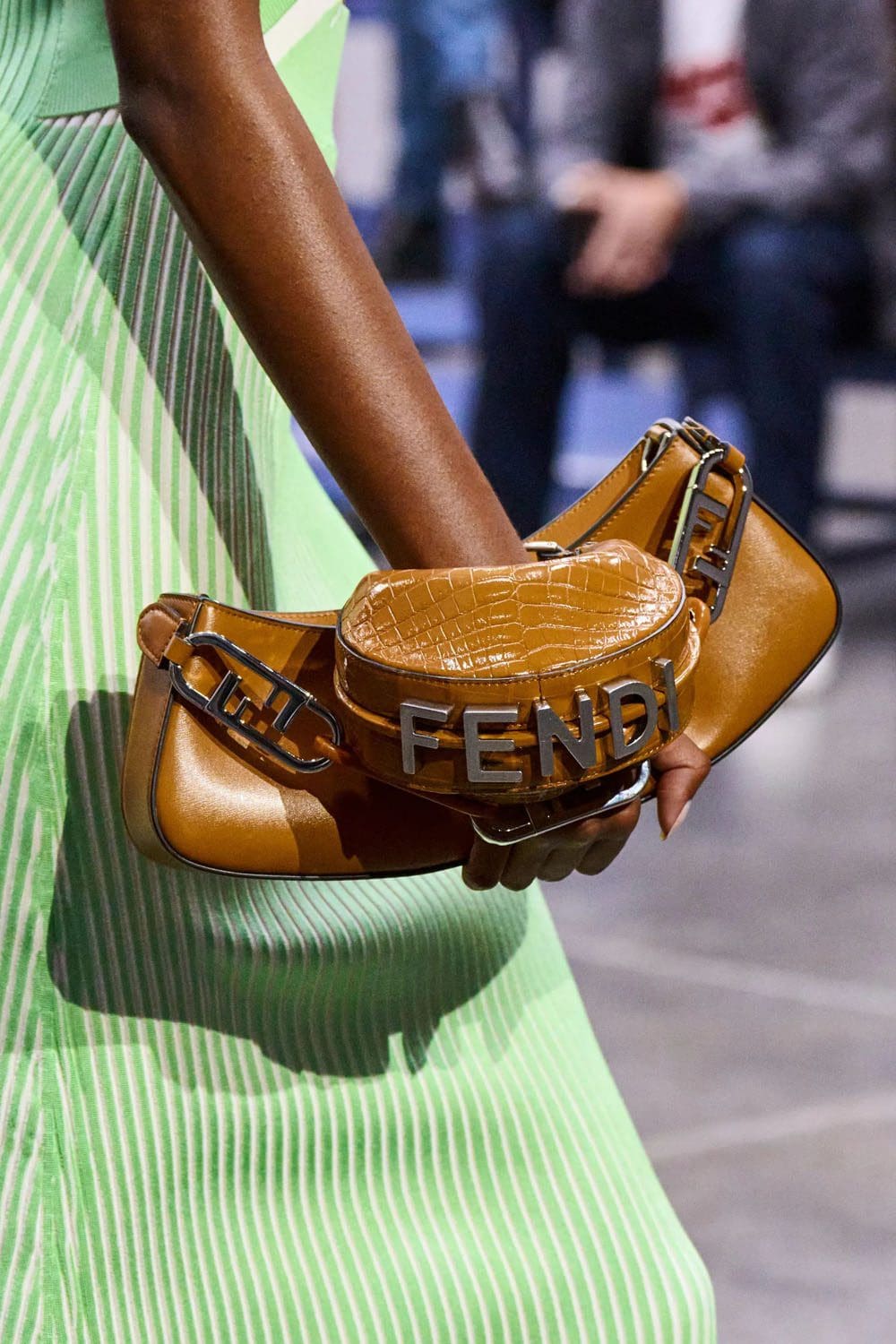 Fendi Frühling Sommer 2023 Mailand Runway Magazin