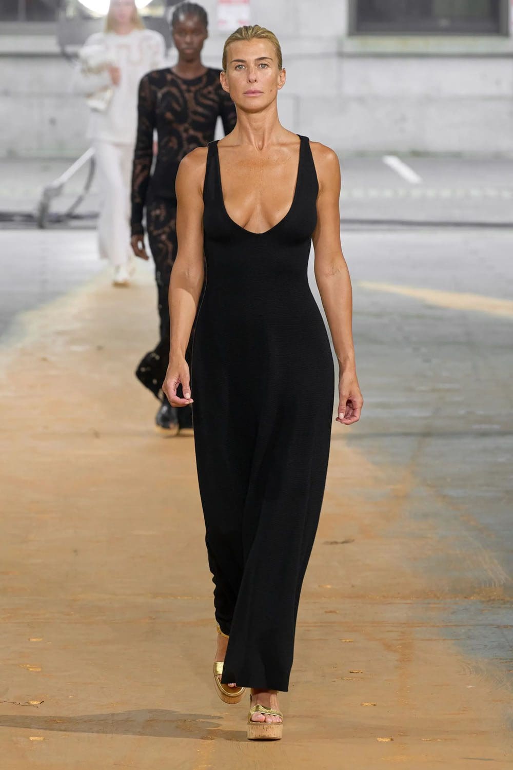 Gabriela Hearst Spring Summer 2023 New York Runway Magazine