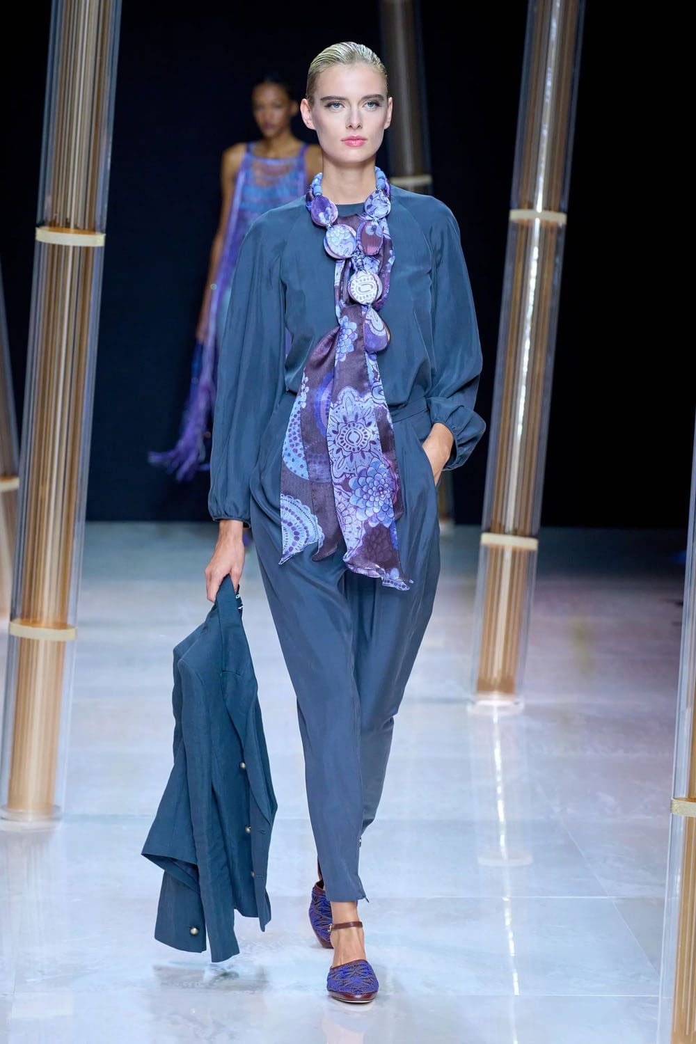 乔治·阿玛尼(Giorgio Armani)2023年春夏 Runway 杂志