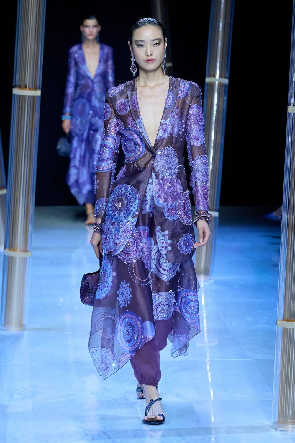 乔治·阿玛尼(Giorgio Armani)2023年春夏 Runway 杂志