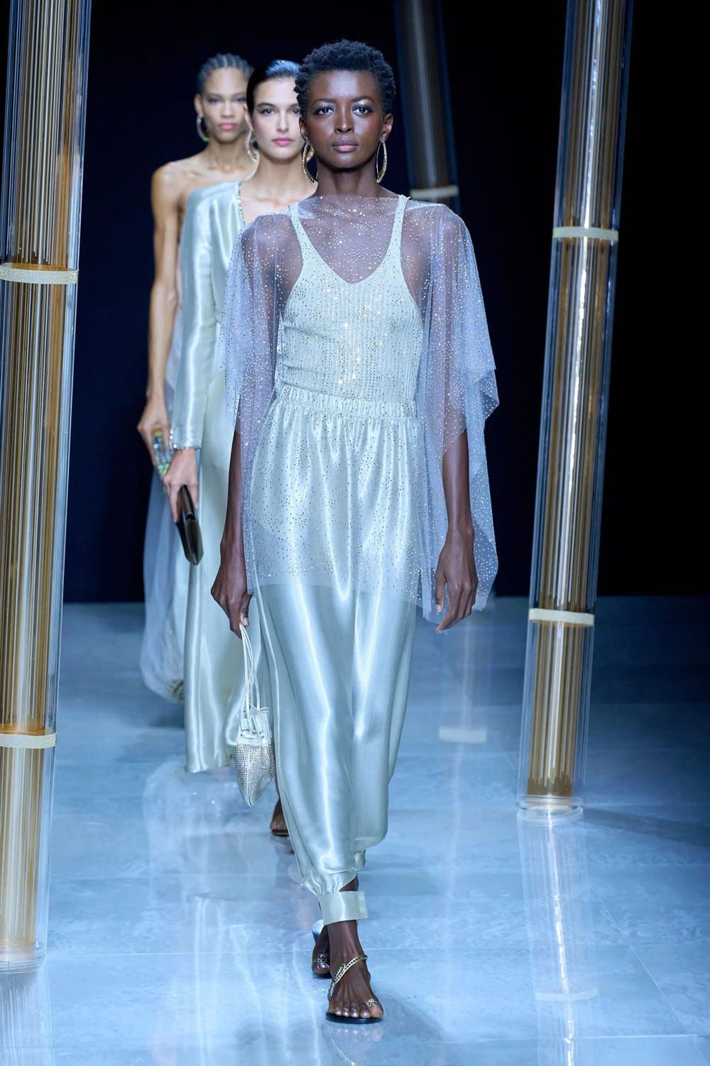 乔治·阿玛尼(Giorgio Armani)2023年春夏 Runway 杂志
