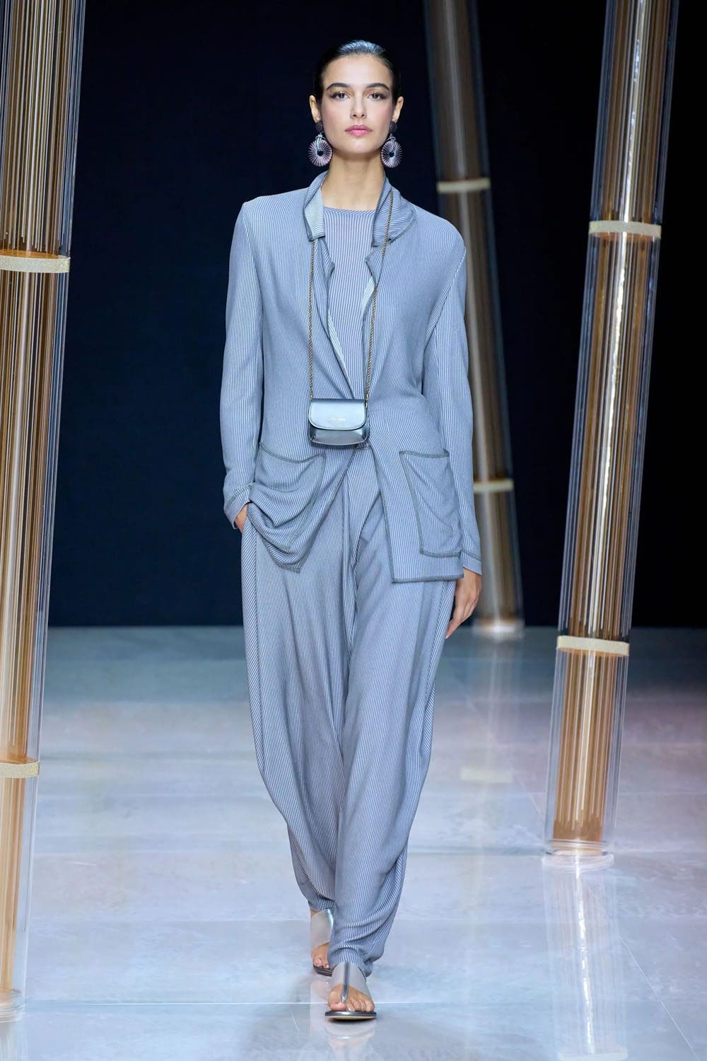 乔治·阿玛尼(Giorgio Armani)2023年春夏 Runway 杂志