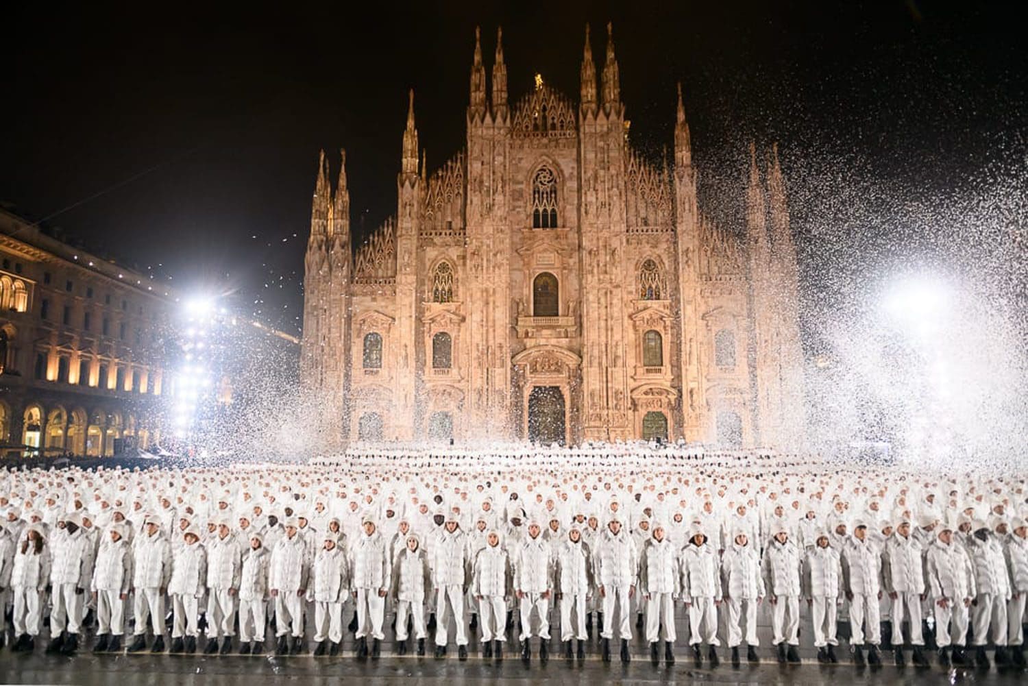 Moncler 70. Jahrestag Mailand Runway Magazin