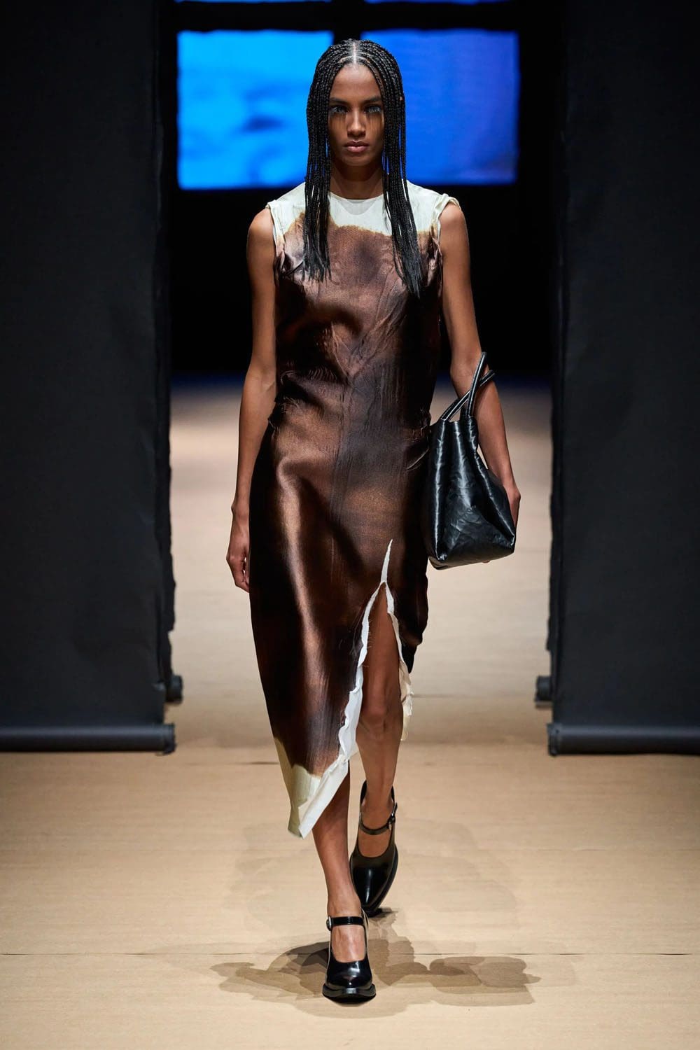 Prada Primavera Estate 2023 Milano Runway Magazine