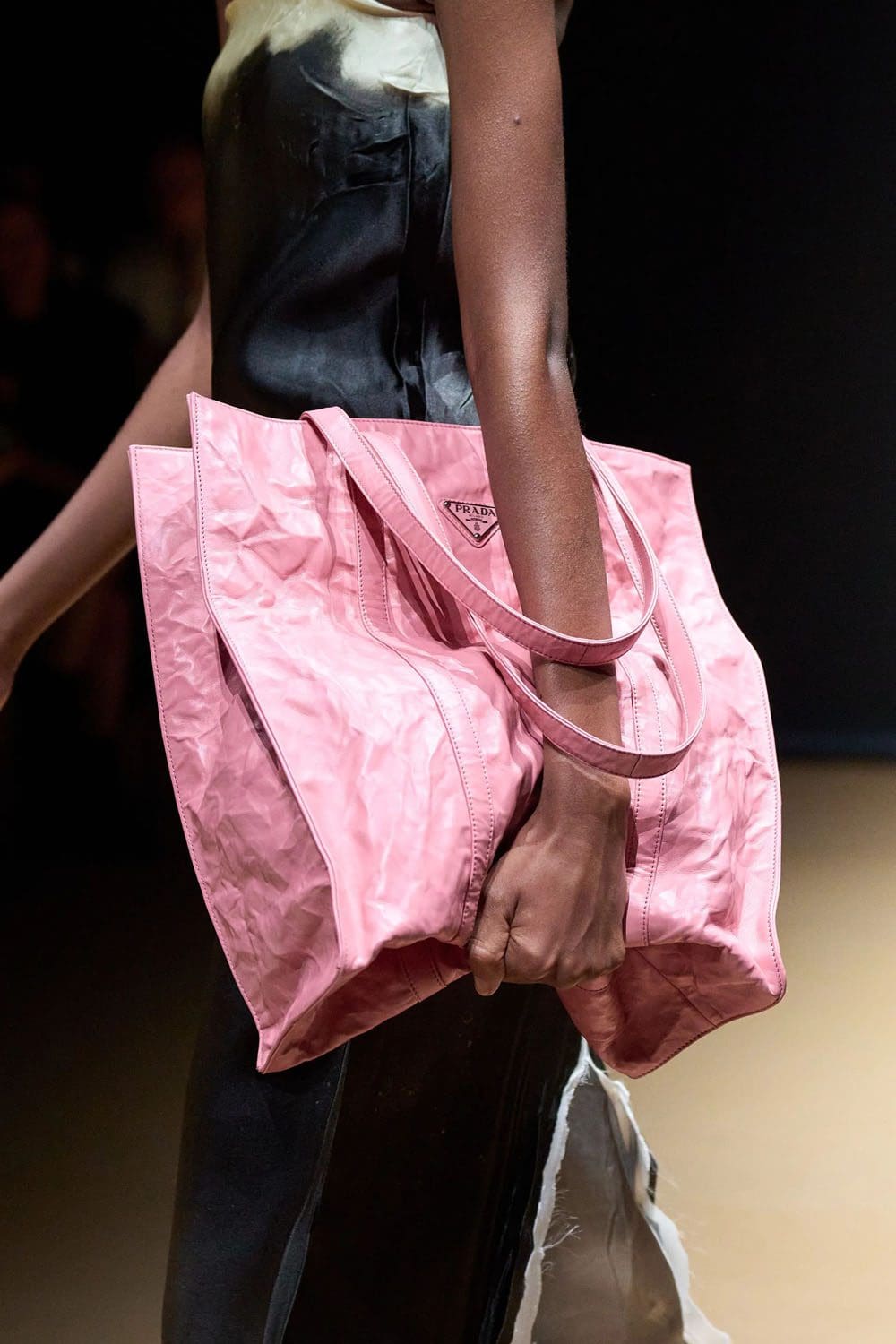 Prada Primavera Estate 2023 Milano Runway Magazine