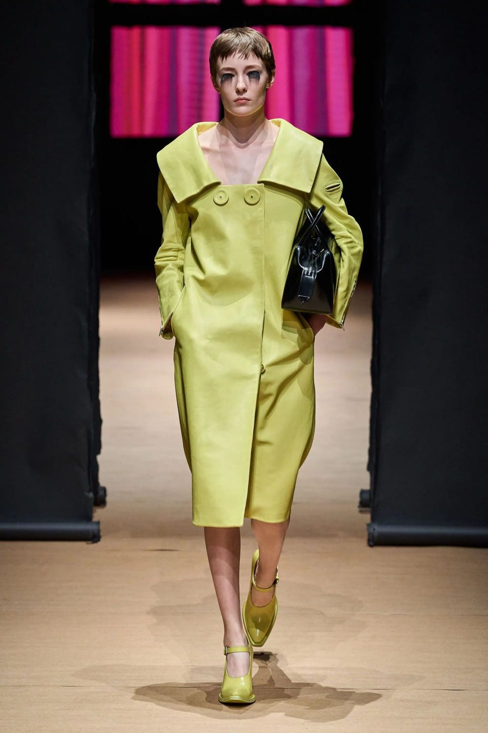 Prada Primavera Estate 2023 Milano Runway Magazine