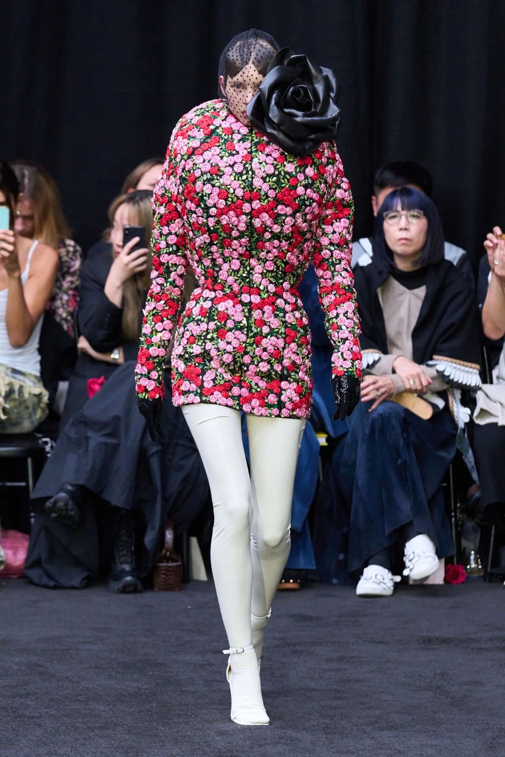 Richard Quinn printemps été 2023 Londres Runway Magazine