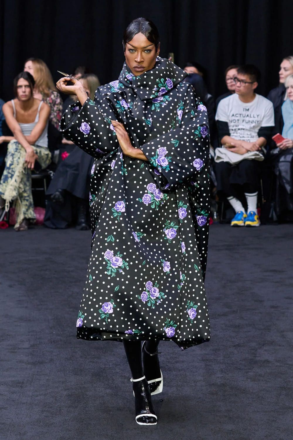 Richard Quinn printemps été 2023 Londres Runway Magazine