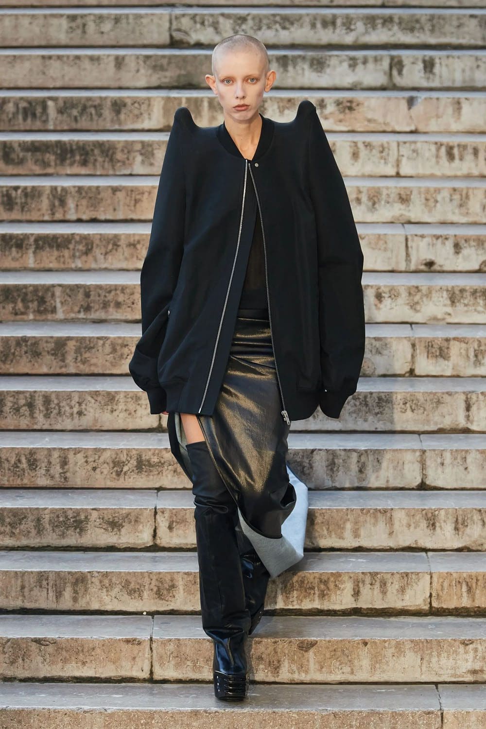 Rick Owens Frühling Sommer 2023 Runway Magazin